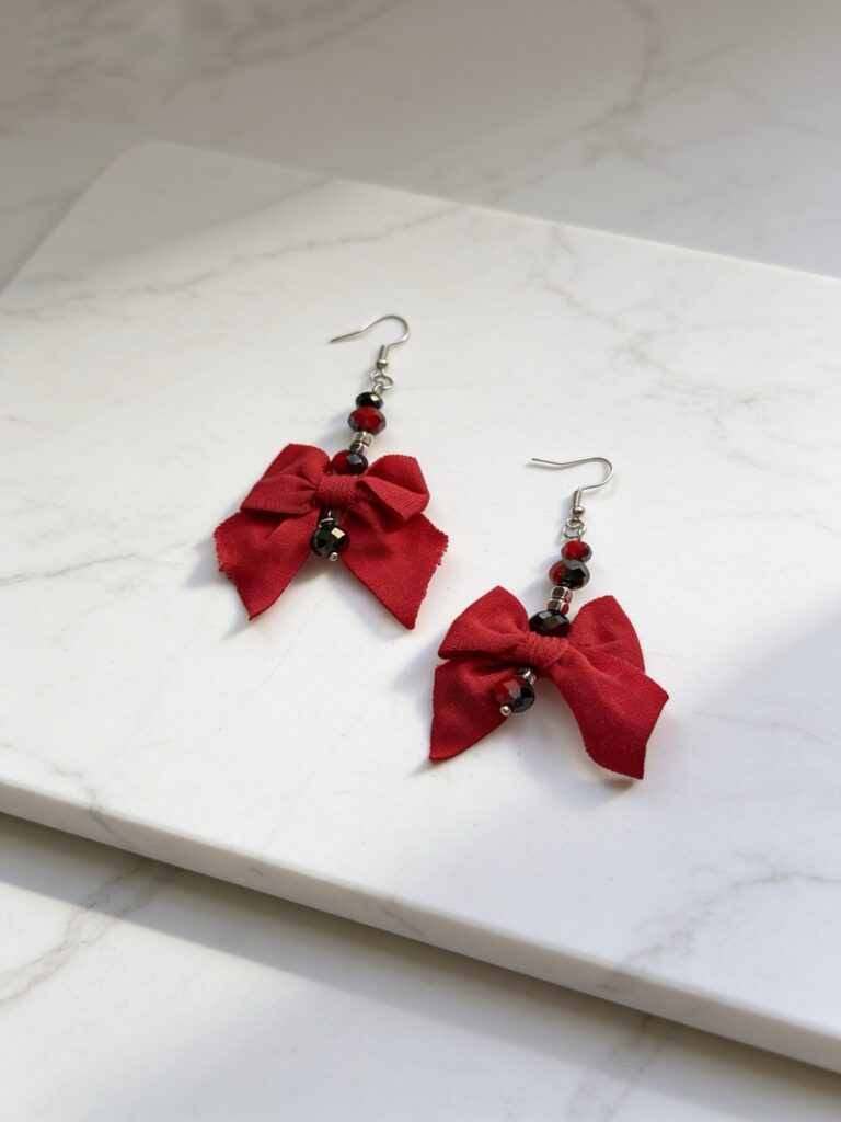 Conjunto de collar de pendientes, collar y pulseras